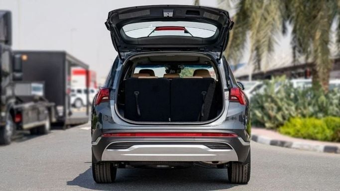 Новый Hyundai Santa Fe IV Рестайлинг (China Market), 2.0 л, 2023 в Шардже от Nour Alnukhba Motors Черный цвет. Other | AUTO.AE