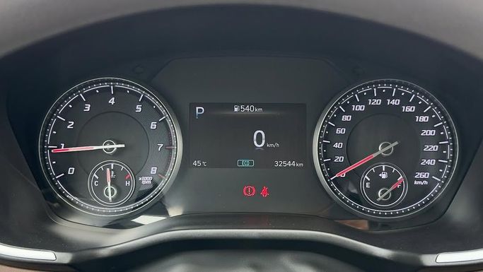 Подержанный Hyundai Santa Fe IV Рестайлинг, 2.5 л, 2023 в Шардже от Badar Used Cars Белый цвет.  | AUTO.AE