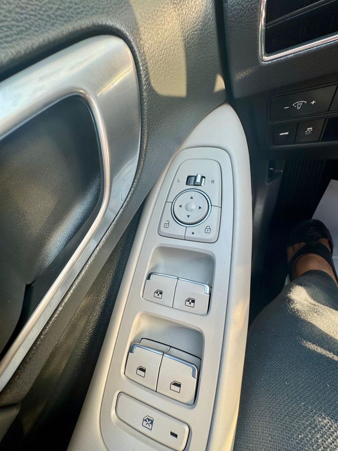 Подержанный Hyundai Sonata VIII (DN8), 2.5 л, 2022 в Шардже от Najmat Almajarah Motors Черный цвет. Американская | AUTO.AE