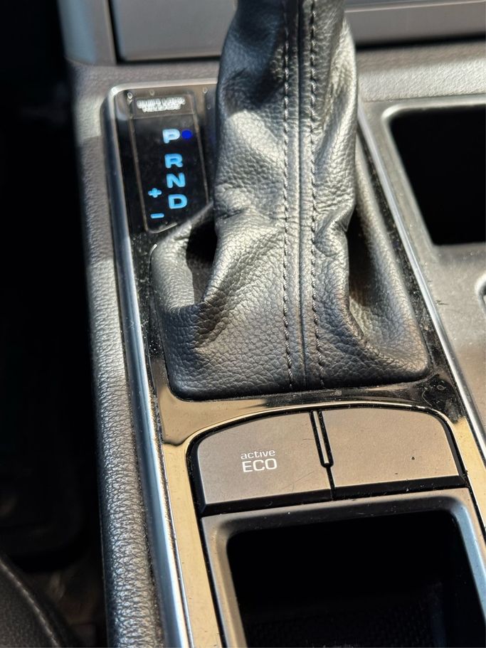 Подержанный Hyundai Sonata VII (LF), 1.7 л, 2016 в Шардже Белый цвет. Корейская | AUTO.AE