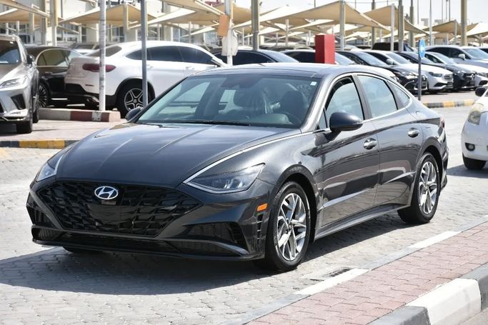 Подержанный Hyundai Sonata VIII (DN8), 1.6 л, 2021 в Шардже от Alfaris Used Cars Черный цвет. Other | AUTO.AE