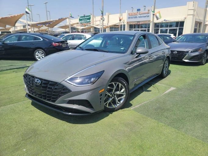 Used Hyundai Sonata VIII (DN8), 2.5 l, 2023 in Sharjah by Tabarak Used Cars, Silver color. American Specs | AUTO.AE
