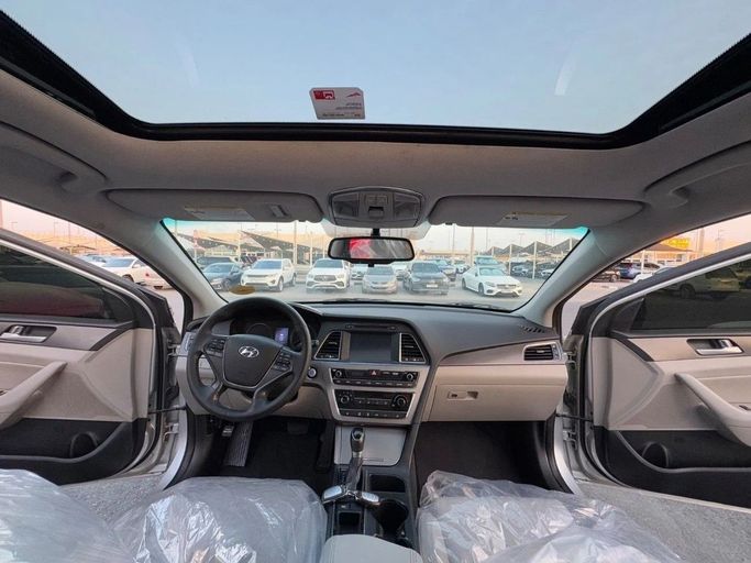 Used Hyundai Sonata VII (LF), 2.0 l, 2016 in Sharjah by Titanium Used Cars, Silver color. American Specs | AUTO.AE