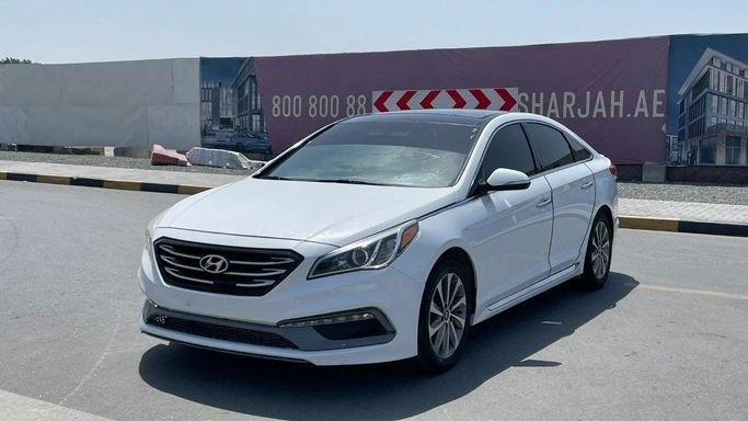 Подержанный Hyundai Sonata VII (LF), 2.0 л, 2015 в Шардже от Halla Cars Белый цвет. Канадская | AUTO.AE