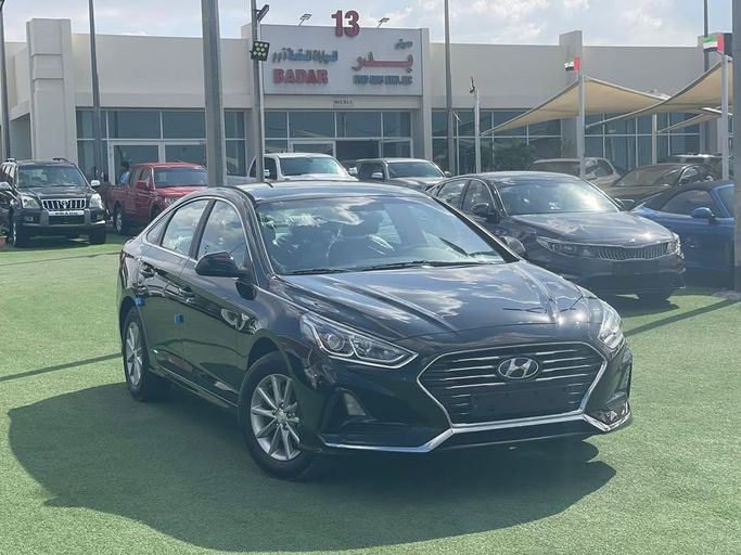 Used Hyundai Sonata VIII (DN8), 2.5 l, 2019 in Sharjah by Badar Used Cars, Black color.  | AUTO.AE