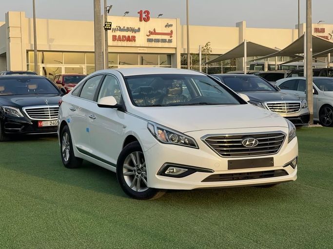 Used Hyundai Sonata VII (LF) Facelift, 2.0 l, 2018 in Sharjah by Badar Used Cars, White color.  | AUTO.AE