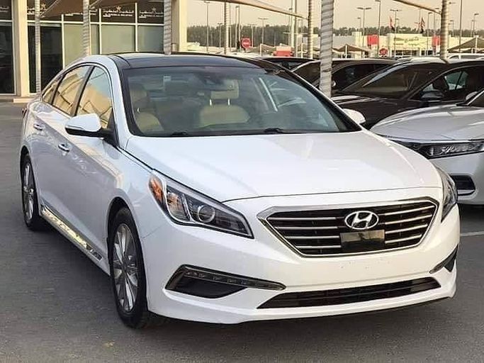 Used Hyundai Sonata VII (LF), 2.4 l, 2015 in Sharjah by Al Nukhba Al Malakyah Used Cars, White color. American Specs | AUTO.AE