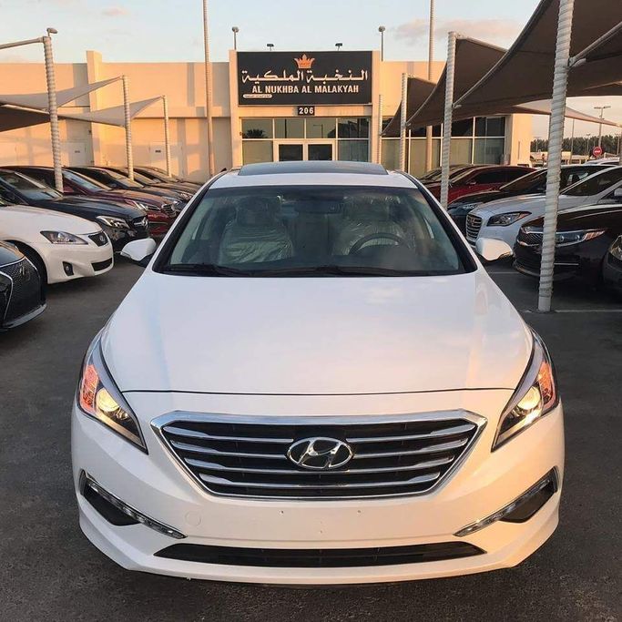 Used Hyundai Sonata VII (LF), 2.4 l, 2016 in Sharjah by Al Nukhba Al Malakyah Used Cars, White color. American Specs | AUTO.AE
