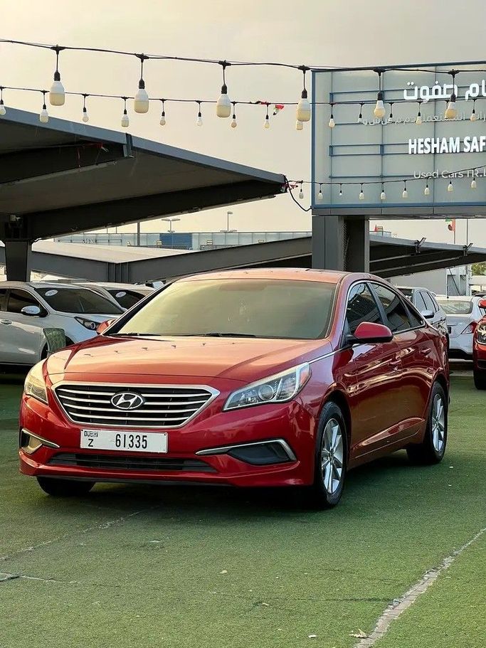 Подержанный Hyundai Sonata VII (LF), 2.4 л, 2017 в Шардже от Hesham Safwat  Used Cars Красный цвет. Американская | AUTO.AE