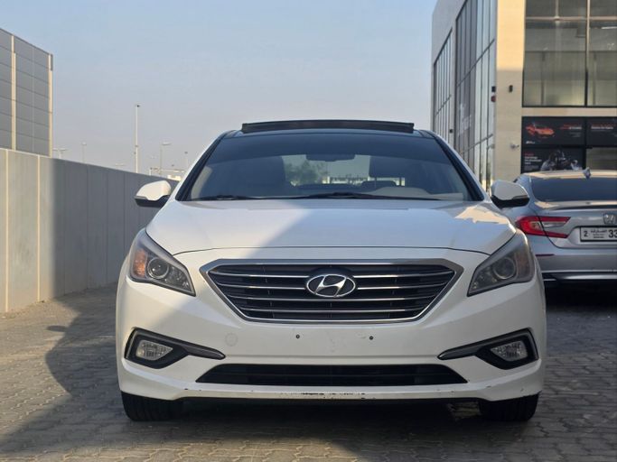 Подержанный Hyundai Sonata VII (LF), 2.0 л, 2015 в Шардже от Bashar Karoomi Kunani Белый цвет. GCC | AUTO.AE | Объявление #250793