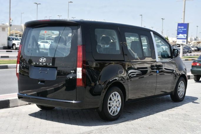 Новый Hyundai Staria, 3.5 л, 2024 в Шардже от Alfaris Used Cars Черный цвет. Other | AUTO.AE