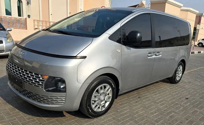 Used Hyundai Staria, 2.2 l, 2023 in Sharjah by Ardh Al Ahlam Used Cars, Silver color. Korean Specs | AUTO.AE