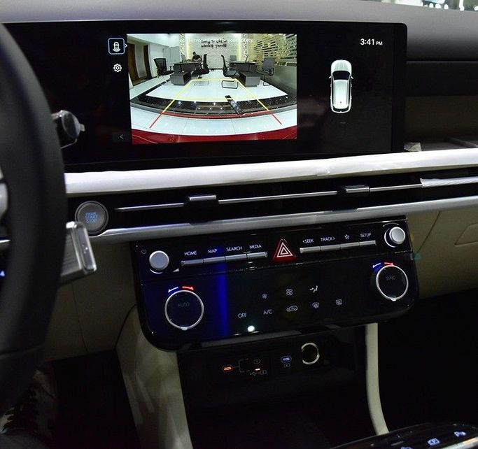 جديدة Hyundai Tucson شد الوجه IV, 2.0 l, 2025 في في الشارقة من Honey Gidosha Used Cars Tr.، اللون أحمر.  | AUTO.AE