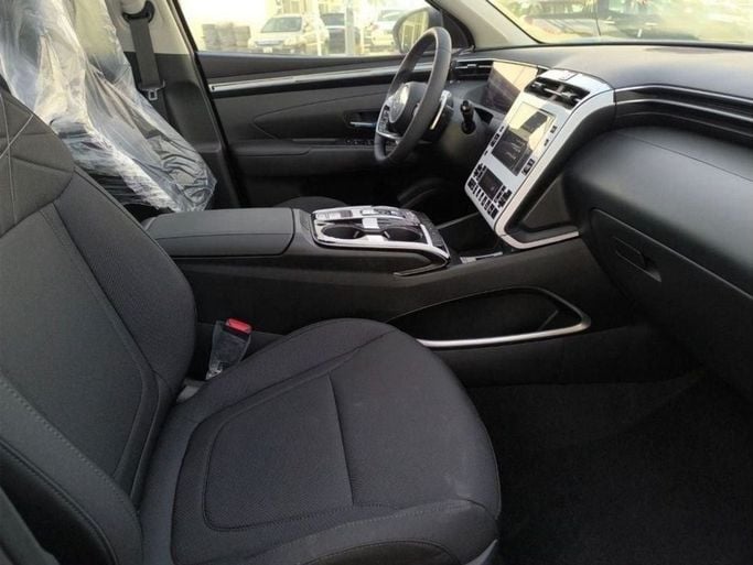 Новый Hyundai Tucson IV, 1.6 л, 2022 в Шардже от Nour Alnukhba Motors Черный цвет. Европейская | AUTO.AE