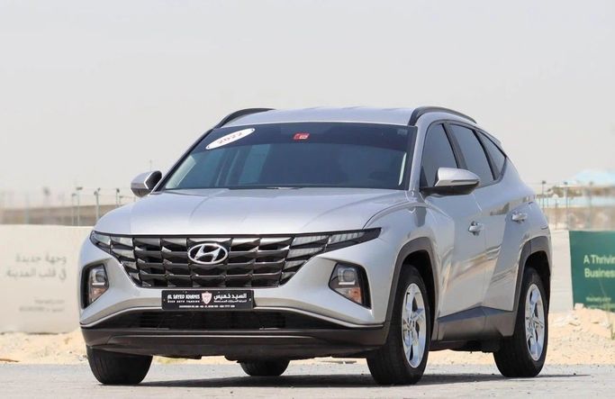 Подержанный Hyundai Tucson IV, 2.0 л, 2022 в Шардже от Al Sayed Khamis Used Auto Trading Серебристый цвет. GCC | AUTO.AE