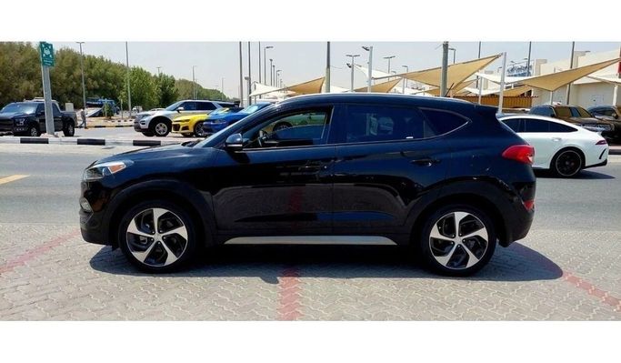 Used Hyundai Tucson III, 1.6 l, 2017 in Sharjah by Tabarak Used Cars, Black color. American Specs | AUTO.AE