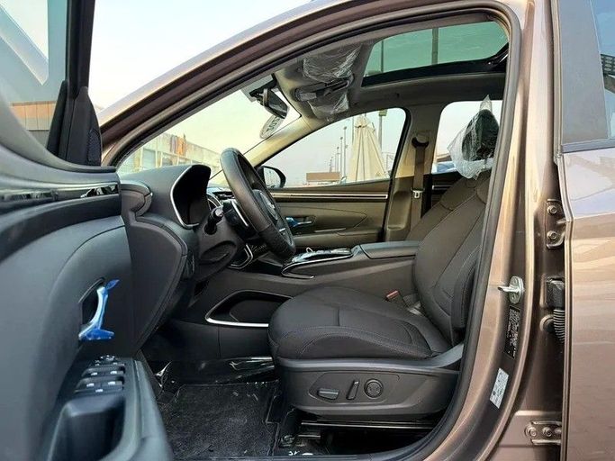 Used Hyundai Tucson IV, 1.6 l, 2022 in Sharjah by Wael Al Azzazi Used Cars, Beige color. GCC Specs | AUTO.AE