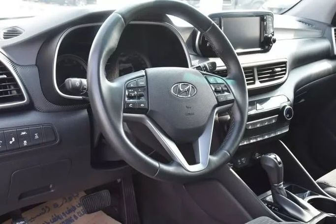 Used Hyundai Tucson III Facelift, 1.6 l, 2021 in Sharjah by Alfaris Used Cars, Grey color. Other | AUTO.AE