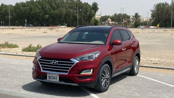 Used Hyundai Tucson III Facelift, 2.4 l, 2021 in Sharjah by Halla Cars, Red color. American Specs | AUTO.AE