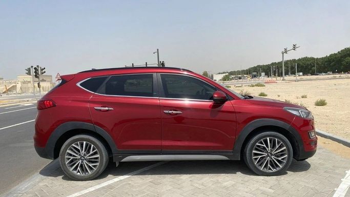 Used Hyundai Tucson III Facelift, 2.4 l, 2021 in Sharjah by Halla Cars, Red color. American Specs | AUTO.AE