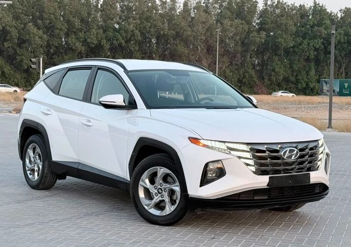 مستعملة Hyundai Tucson رابعاً, 1.6 l, 2023 في في الشارقة من Laqtah Used Cars، اللون أبيض. مواصفات الخليج | AUTO.AE | إعلان #272747