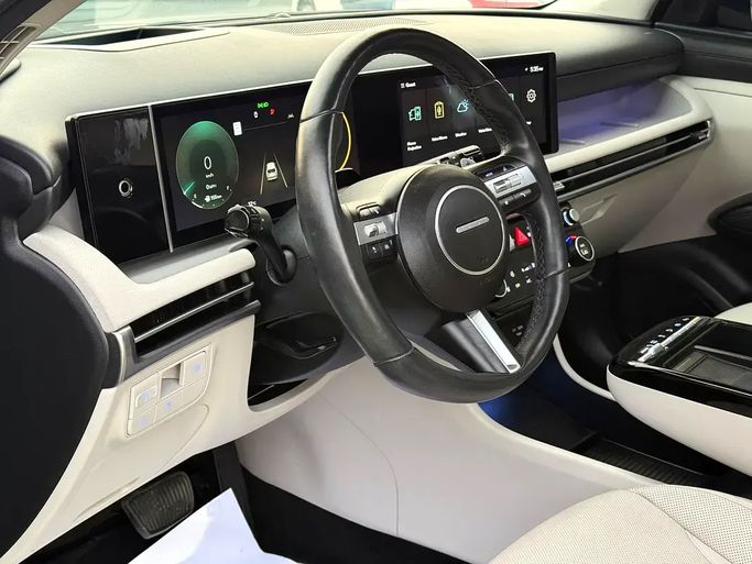 Подержанный Hyundai Tucson IV (NX4) Рестайлинг, 2.0 л, 2025 в ОАЭ, Шарджа от Rebou Alfakhama Черный цвет. Американская | AUTO.AE | Объявление #295816 — фото 16 из 20
