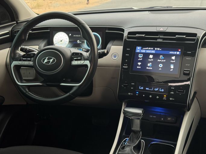 Подержанный Hyundai Tucson IV (NX4), 2.5 л, 2022 в ОАЭ, Шарджа от Hatta Used Cars Белый цвет. Американская | AUTO.AE | Объявление #296166 — фото 14 из 17