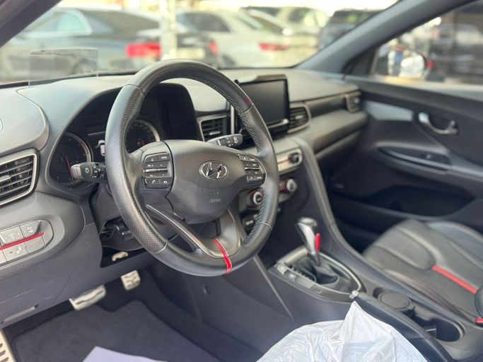 Used Hyundai Veloster II, 1.6 l, 2019 in Sharjah by Nour Alnukhba Motors, Red color.  | AUTO.AE