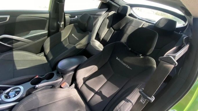 Used Hyundai Veloster I, 1.6 l, 2015 in Sharjah by Halla Cars, Green color. GCC Specs | AUTO.AE