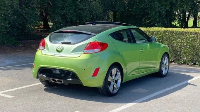 Used Hyundai Veloster I, 1.6 l, 2015 in Sharjah by Halla Cars, Green color. GCC Specs | AUTO.AE