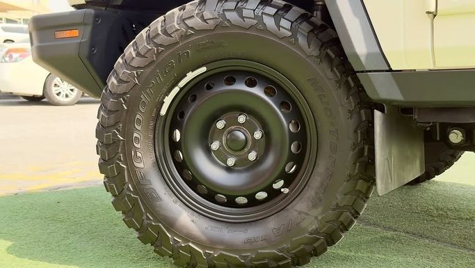 New Ineos Grenadier, 3.0 l, 2023 in Sharjah by Badar Used Cars, White color.  | AUTO.AE