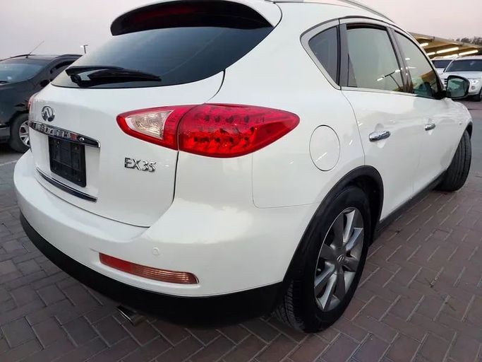 Подержанный Infiniti EX I (J50), 2.5 л, 2008 в Шардже от Al Aqsa Used Cars Белый цвет. GCC | AUTO.AE