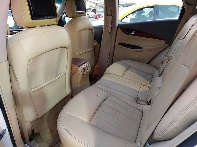 Подержанный Infiniti EX I (J50), 2.5 л, 2008 в Шардже от Al Aqsa Used Cars Белый цвет. GCC | AUTO.AE