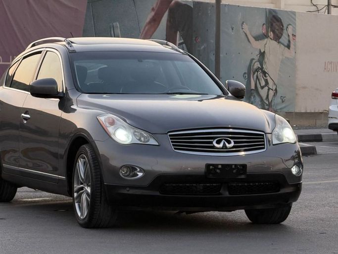 Подержанный Infiniti EX I (J50), 3.5 л, 2011 в Шардже от Al Fareed Used Cars Серый цвет. Американская | AUTO.AE