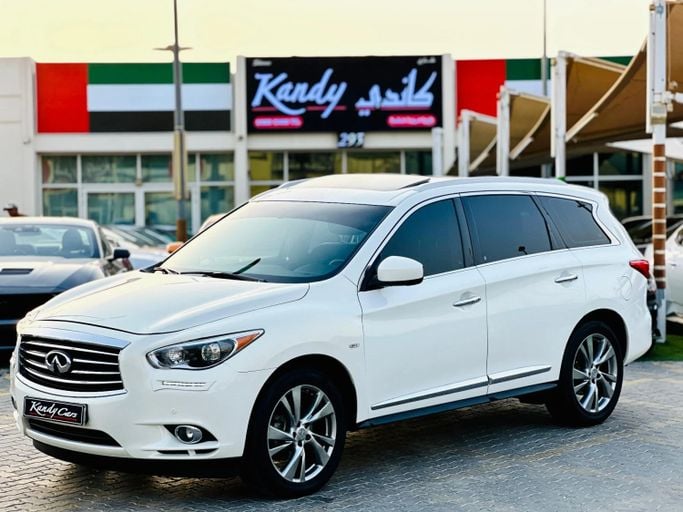 Подержанный Infiniti JX, 3.5 л, 2013 в Шардже от Kandy Cars Белый цвет. GCC | AUTO.AE