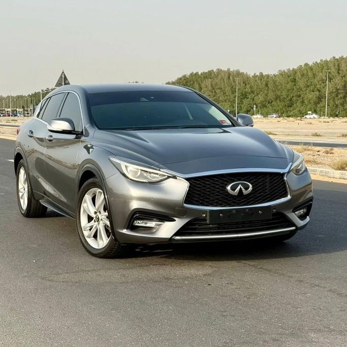 Подержанный Infiniti Q30, 1.6 л, 2019 в Шардже от Sarmad Cars Серый цвет. Other | AUTO.AE