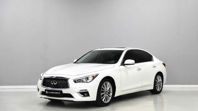 Used Infiniti Q50 I Facelift, 3.0 l, 2022 in Sharjah by Al Qassem Cars Trading, White color. GCC Specs | AUTO.AE