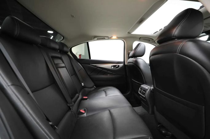 Used Infiniti Q50 I Facelift, 3.0 l, 2022 in Sharjah by Al Qassem Cars Trading, White color. GCC Specs | AUTO.AE