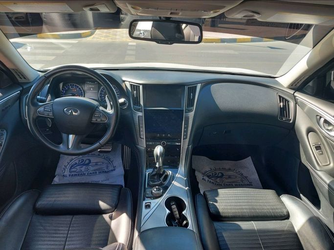 Used Infiniti Q50 I, 3.0 l, 2015 in Sharjah by Daira Used Cars, White color. American Specs | AUTO.AE