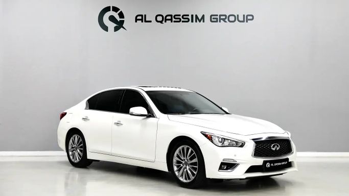 Подержанный Infiniti Q50 I Рестайлинг, 3.0 л, 2022 в Шардже от Al Qassem Cars Trading Белый цвет. GCC | AUTO.AE | Объявление #273678