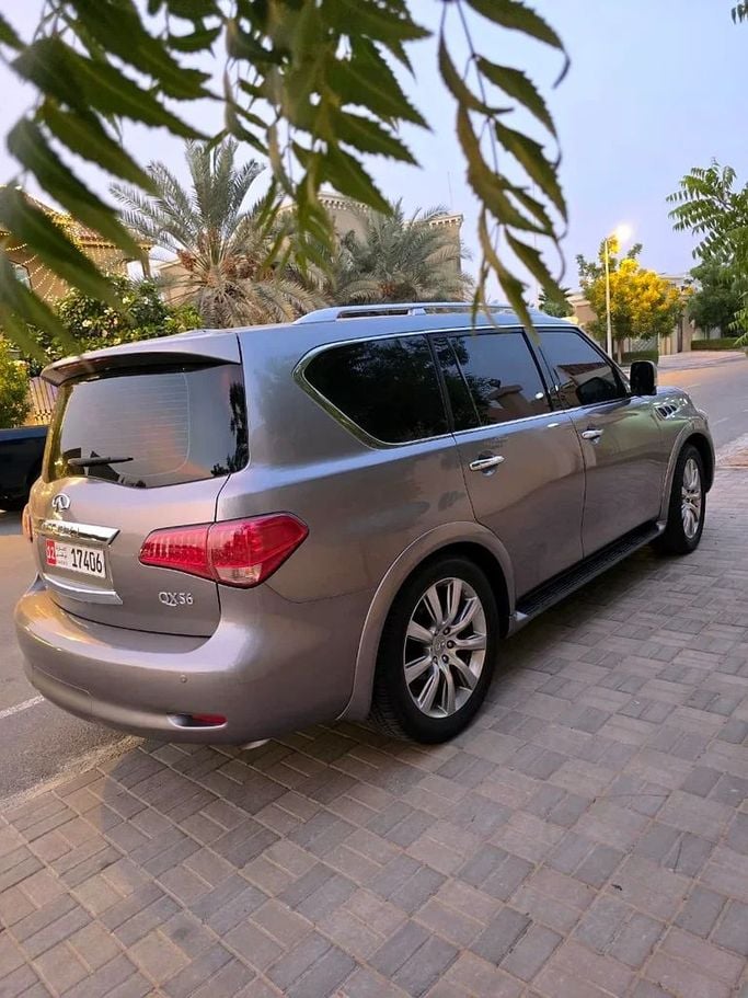 Used Infiniti QX56 II, 5.6 l, 2013 in Sharjah by Ahmad alkhodari Motors, Brown color. GCC Specs | AUTO.AE