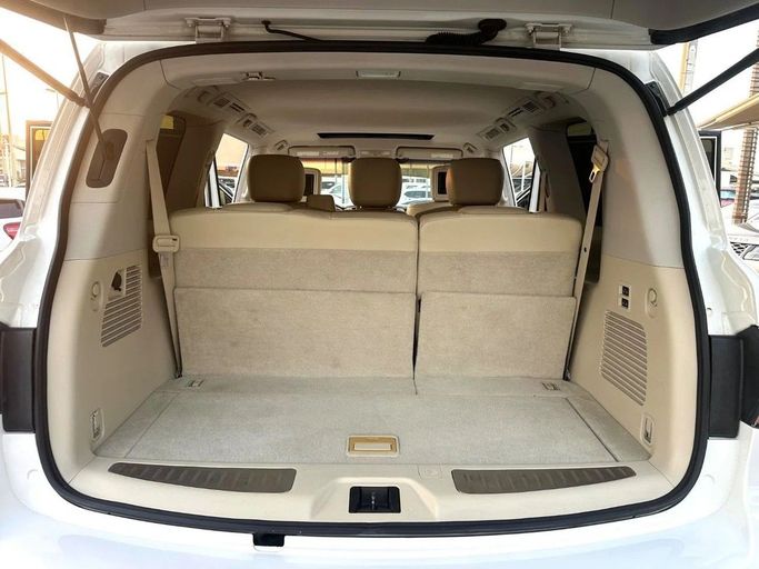 Used Infiniti QX56 II, 5.6 l, 2011 in Sharjah by Titanium Used Cars, White color. GCC Specs | AUTO.AE