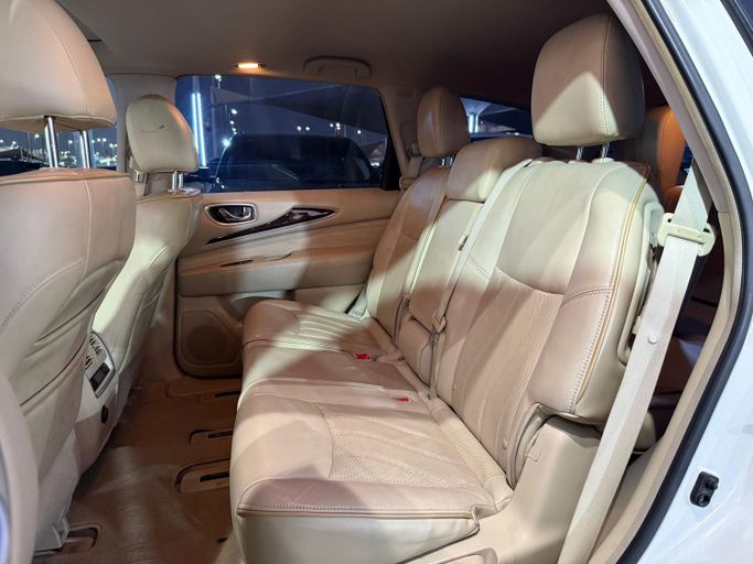Подержанный Infiniti QX60 I, 2.5 л, 2014 в Шардже от Al Suraj Al Muneer Used Cars Белый цвет. GCC | AUTO.AE