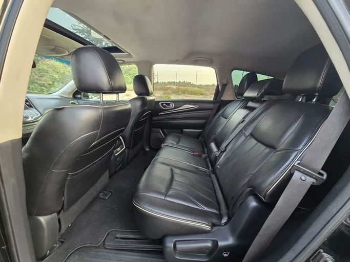 Подержанный Infiniti QX60 I Рестайлинг, 3.5 л, 2017 в Шардже от Al Jana Used Cars Черный цвет. Американская | AUTO.AE