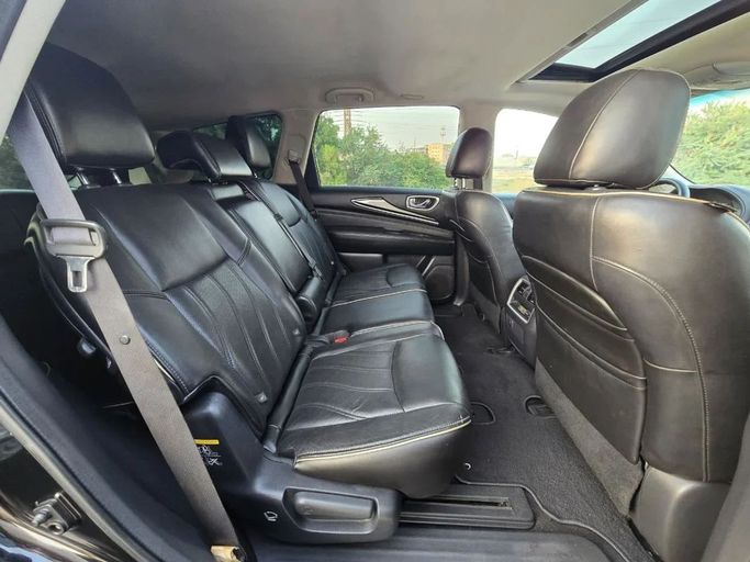 Подержанный Infiniti QX60 I Рестайлинг, 3.5 л, 2017 в Шардже от Al Jana Used Cars Черный цвет. Американская | AUTO.AE