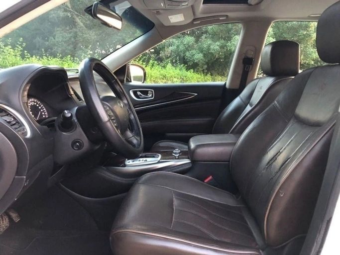 Used Infiniti QX60 I, 3.5 l, 2014 in Sharjah by Halla Cars, White color. GCC Specs | AUTO.AE