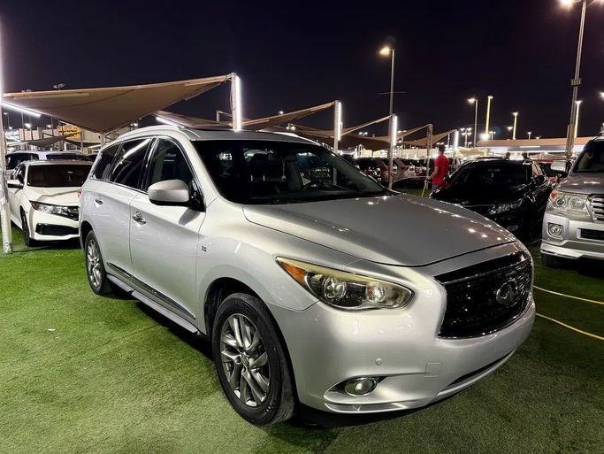 Подержанный Infiniti QX60 I, 3.5 л, 2015 в Шардже от Bashar Karoomi Kunani Серебристый цвет. Американская | AUTO.AE