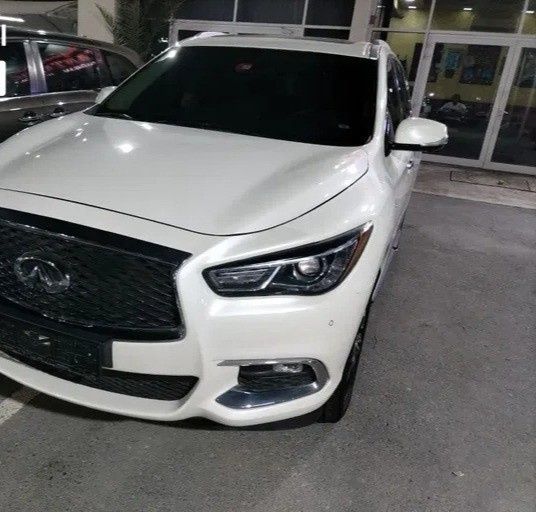 مستعملة ⁦Infiniti QX60 أنا فيس ليفت، 3.5 l، 2018⁩ في في الإمارات, الشارقة من Fantastic Used Cars، اللون أبيض. مواصفات الخليج | AUTO.AE | إعلان #291828