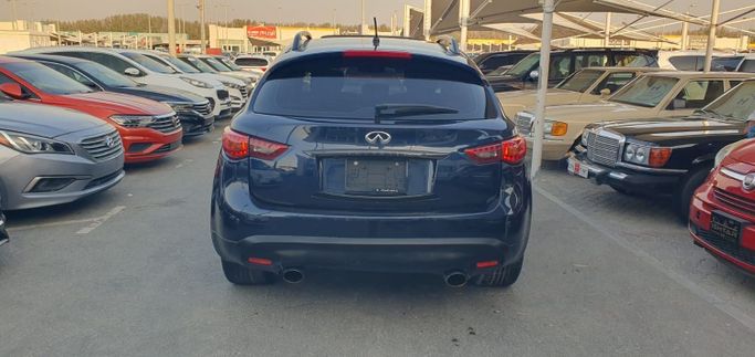 Подержанный Infiniti QX70, 5.0 л, 2017 в Шардже от Ishtar Used Cars Черный цвет. GCC | AUTO.AE