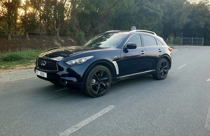 مستعملة Infiniti QX70, 5.0 l, 2019 في في الشارقة من Ishtar Used Cars، اللون أزرق. مواصفات الخليج | AUTO.AE